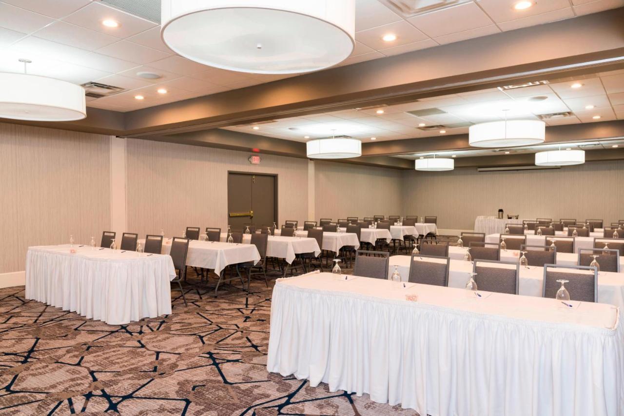 Kentwood Sonesta Hotel Grand Rapids Airport מראה חיצוני תמונה