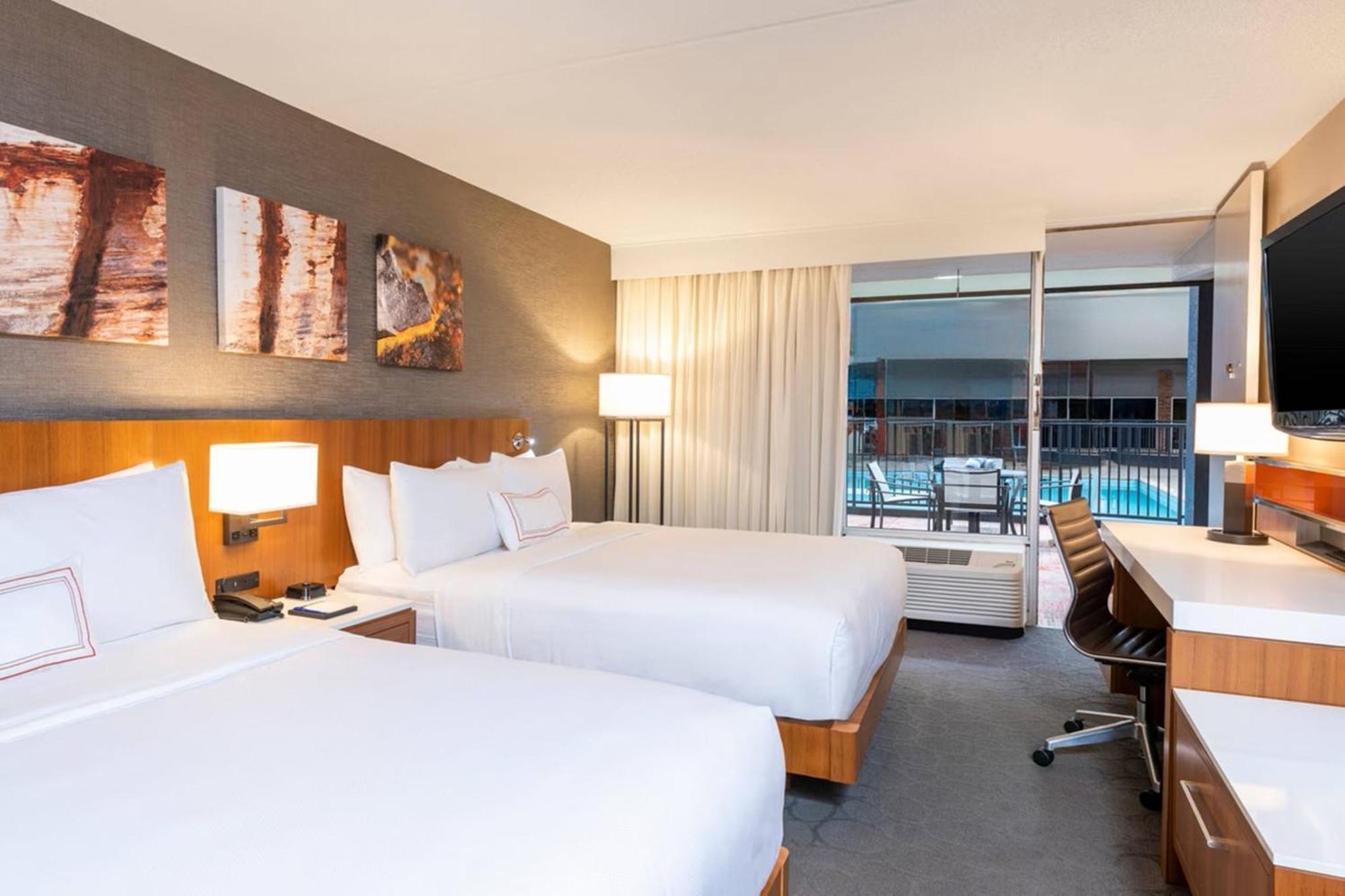 Kentwood Sonesta Hotel Grand Rapids Airport מראה חיצוני תמונה