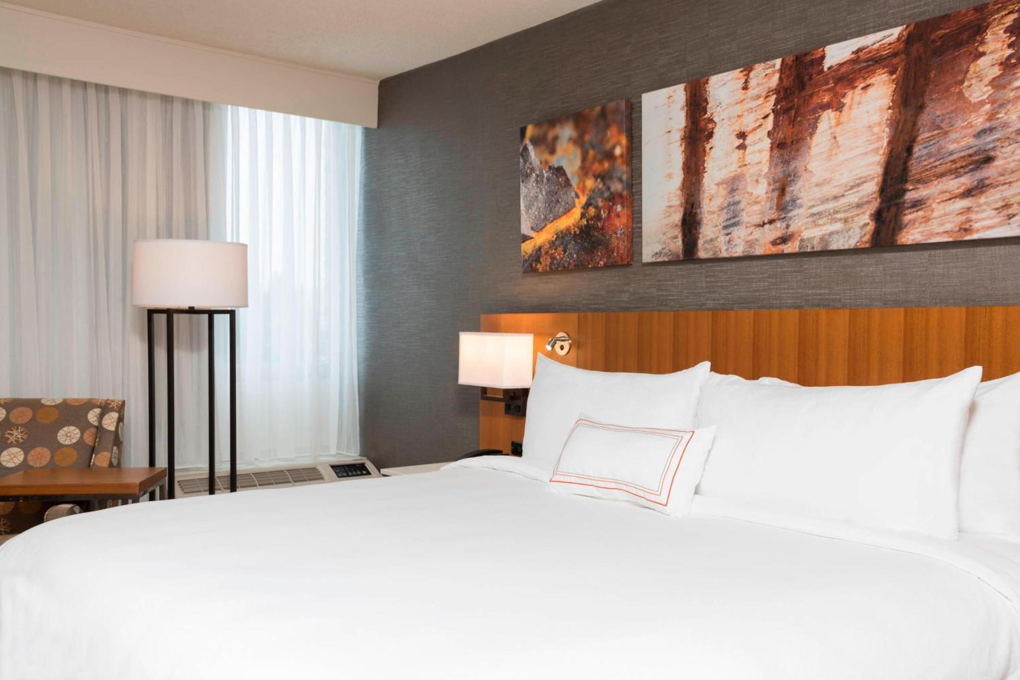 Kentwood Sonesta Hotel Grand Rapids Airport מראה חיצוני תמונה