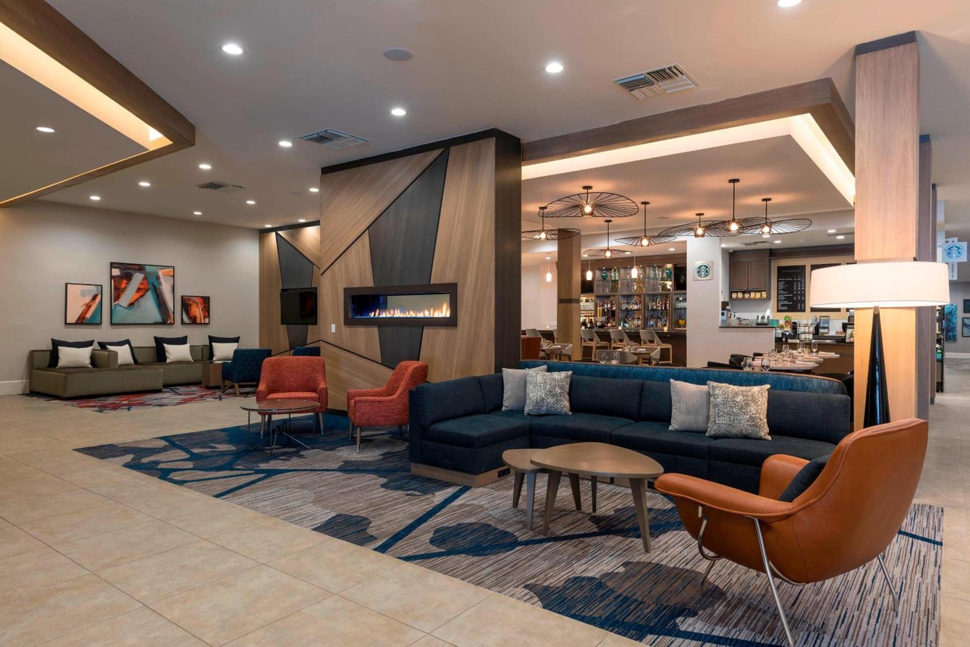 Kentwood Sonesta Hotel Grand Rapids Airport מראה חיצוני תמונה