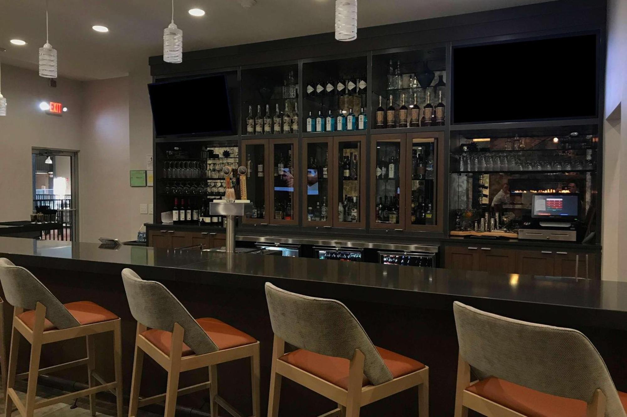 Kentwood Sonesta Hotel Grand Rapids Airport מראה חיצוני תמונה