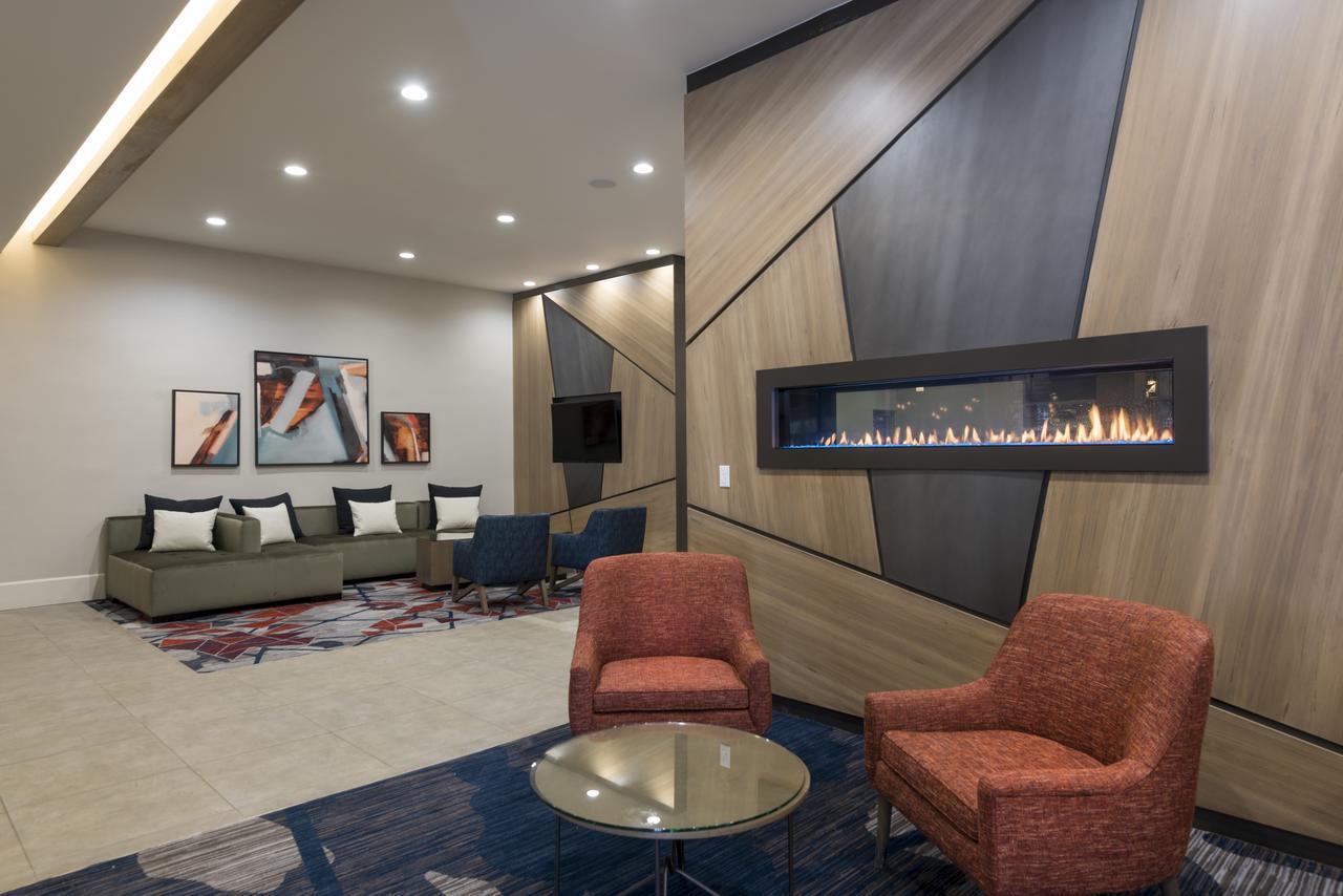 Kentwood Sonesta Hotel Grand Rapids Airport מראה חיצוני תמונה