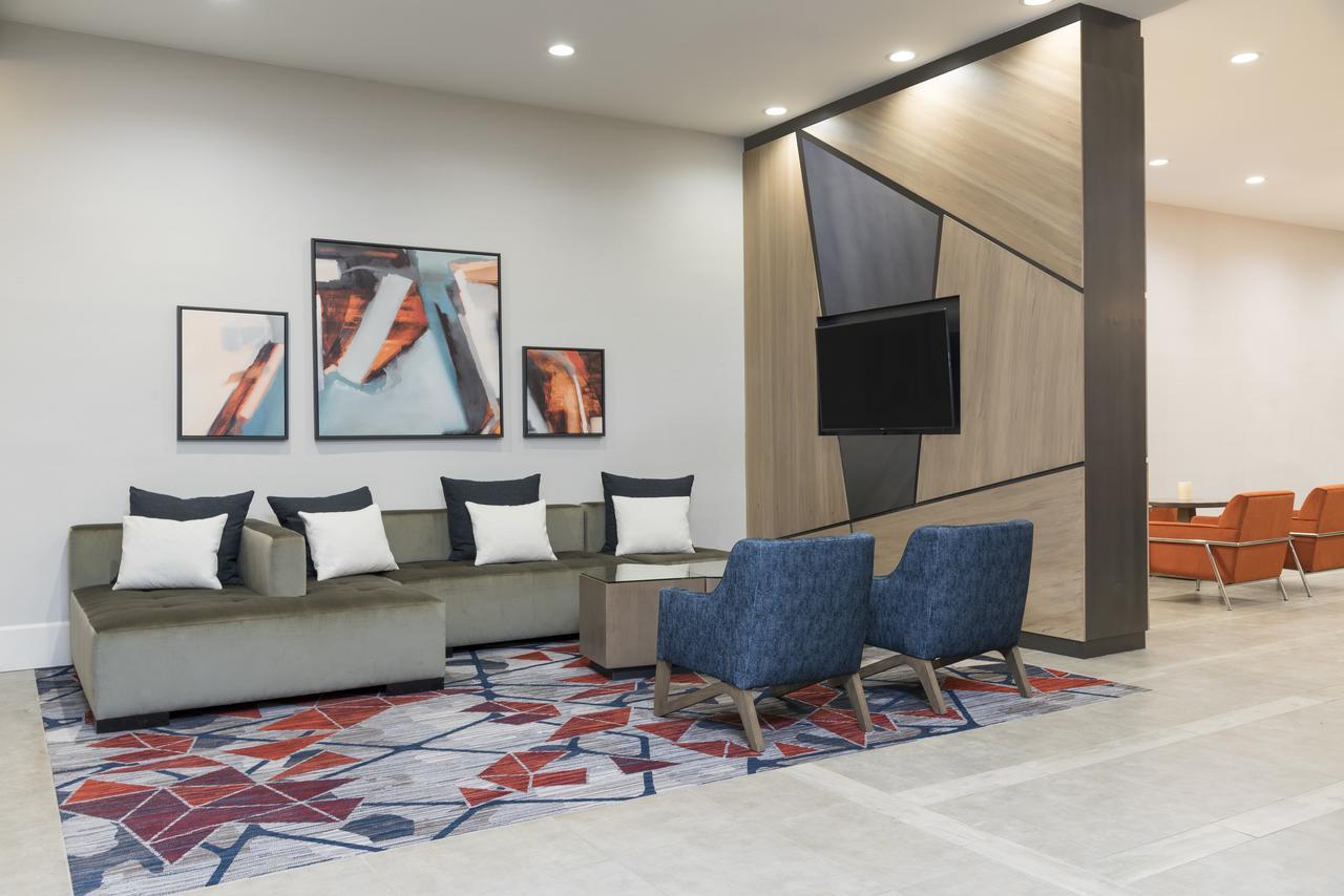 Kentwood Sonesta Hotel Grand Rapids Airport מראה חיצוני תמונה