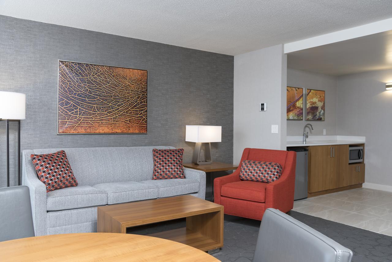 Kentwood Sonesta Hotel Grand Rapids Airport מראה חיצוני תמונה