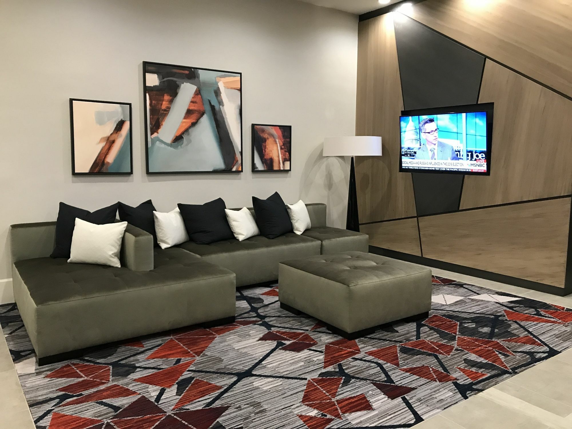 Kentwood Sonesta Hotel Grand Rapids Airport מראה חיצוני תמונה